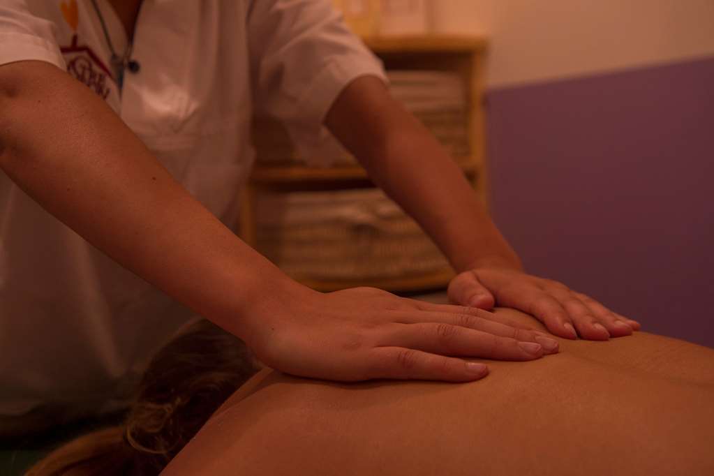 Eco Wellness Hotel Notre Maison Cogne Amenities photo